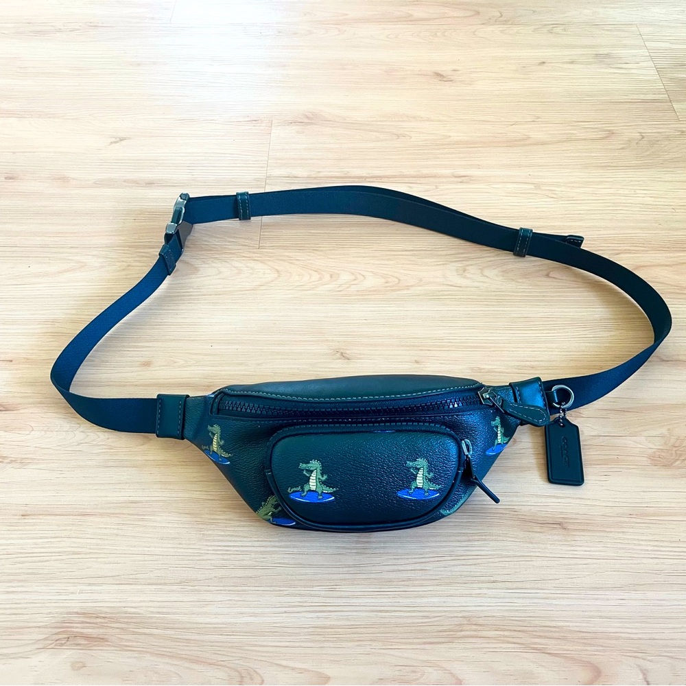 Coach Sprint Belt Bag 24 With Surfing Crocodile Print # CJ676